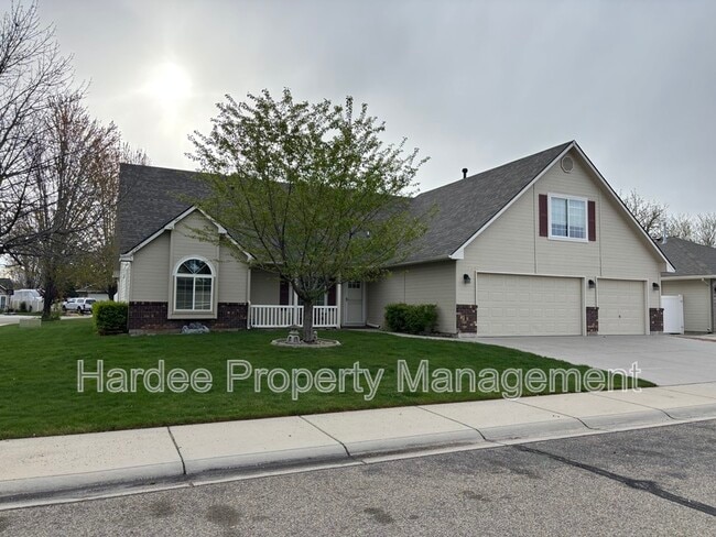 Photo - 2252 N Oconnor Ave