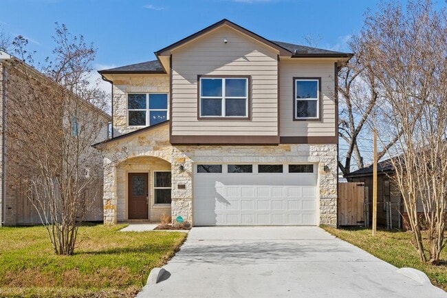 Building Photo - 2211 Silverbonnet St Rental