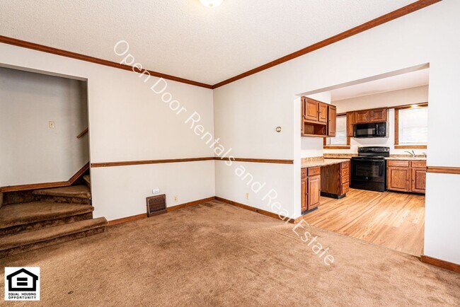 Photo - 114 W 2nd St Unidad 112 2nd St