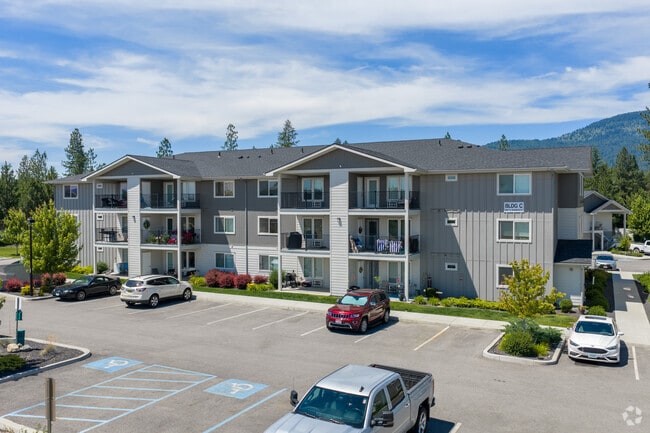 Building Photo - Silverado Apartments