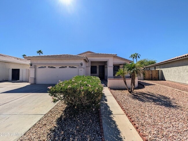 Photo - 3028 N 109th Ave