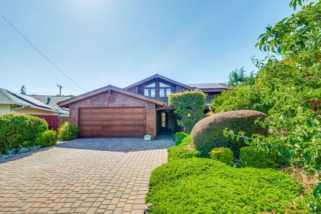 Building Photo - 3 bedroom 2.5 bath  home in San Jose!