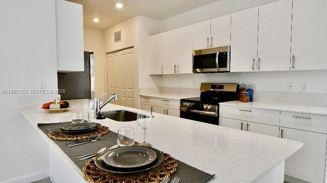 Photo - 4949 Peacock Wy