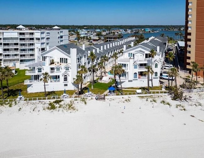 Building Photo - 17960 Gulf Blvd Unit 104 Rental