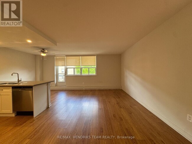 Photo - 158 Fitch St Unit 313