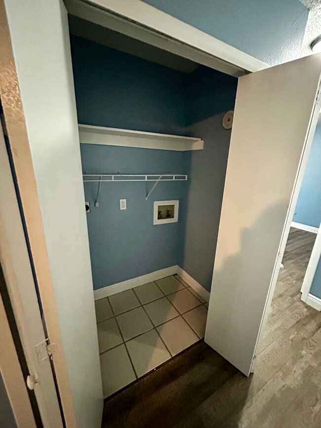 Photo - 6321 Lenawee St Unit 6321 Lenawee Street Apt 3