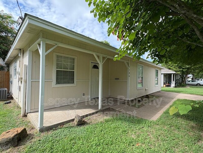 Building Photo - 1136 Alvarado St Rental