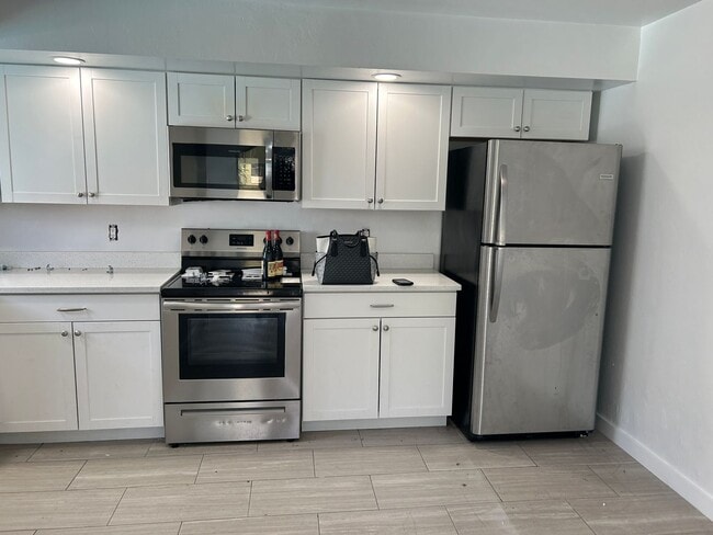 Photo - 4712 SE 5th Pl Unit 4712 SE 5 Place #102