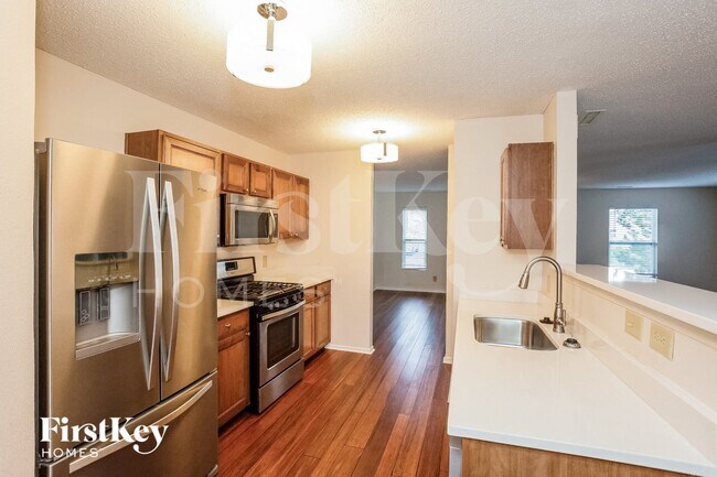 Photo - 15393 Border Dr