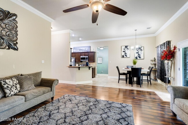 Photo - 114 Clover Leaf Dr