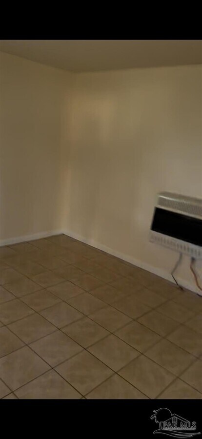 Photo - 13 Marine Dr