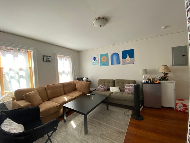 197 College Ave Unit 3