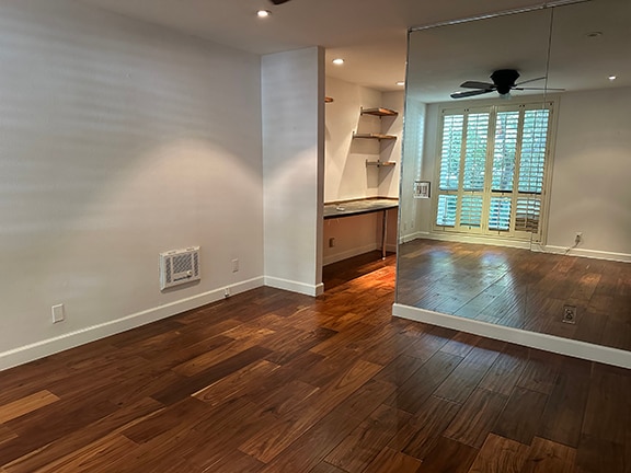 Photo - 8400 De Longpre Ave Unit #207