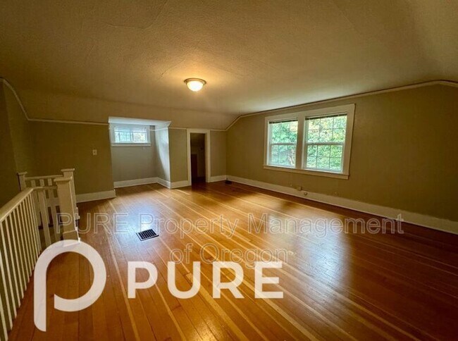 Photo - 3224 NE Clackamas St