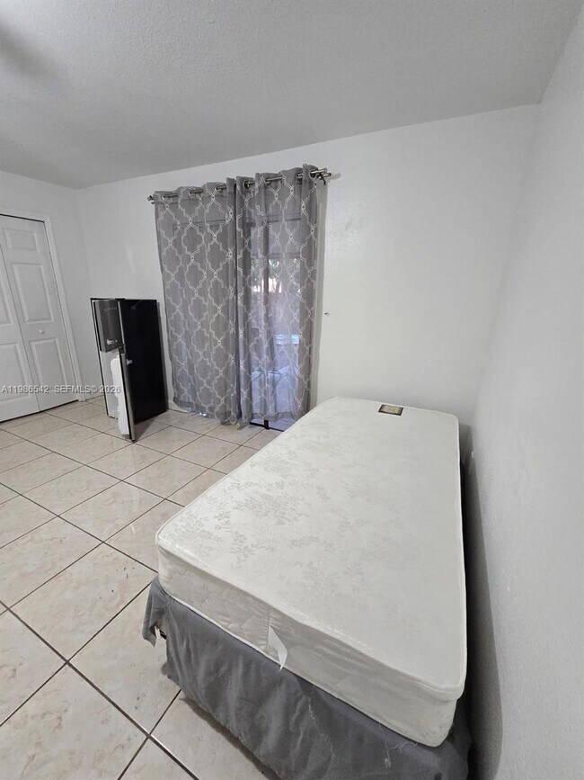 Photo - 28021 SW 142nd Ct