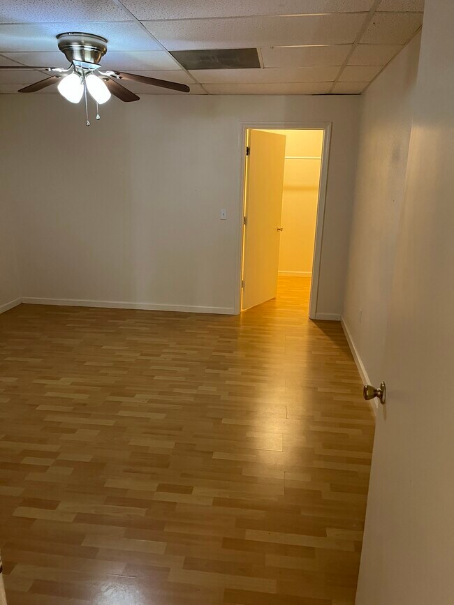 Photo - 305 Faye Ave