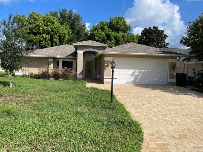 Building Photo - Lovely home in gated, 55+ community