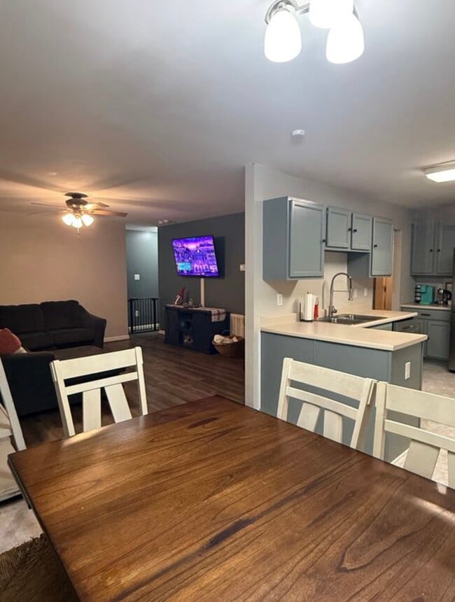 Photo - 123 Jacoby Rd