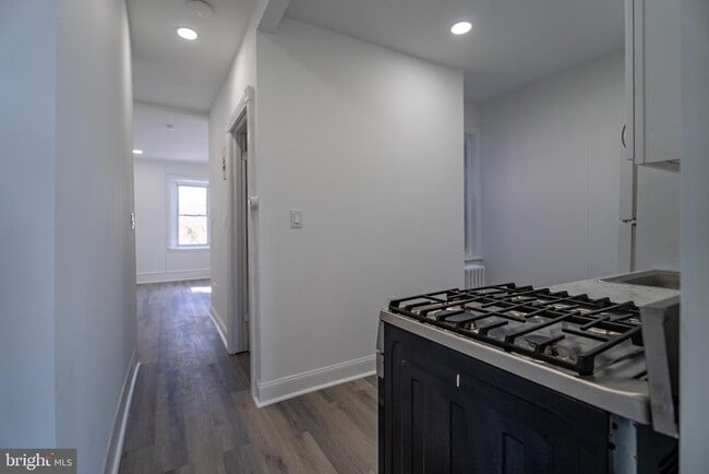 Photo - 137 S 50th St