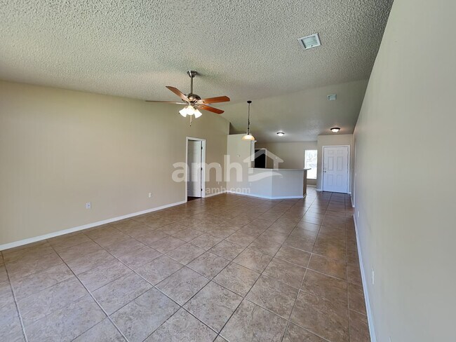 Photo - 224 Sawyerwood Pl