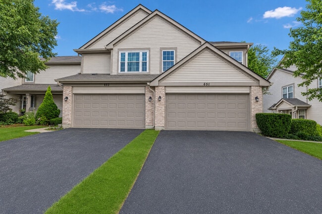 Building Photo - 651 Lancaster Cir