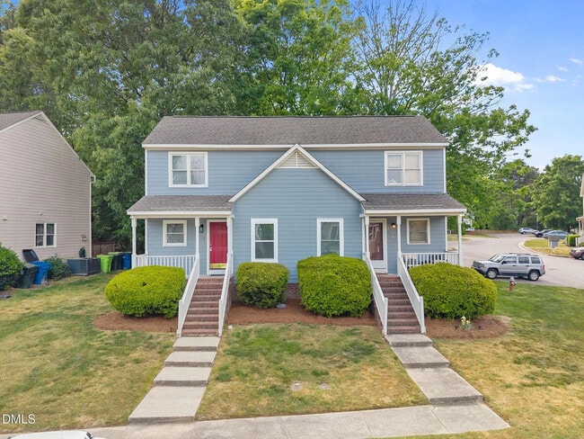 Photo - Room in Townhome on Oakland Hills Way