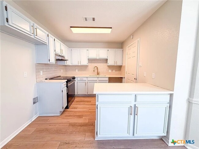 Photo - 5414 Williams Dr