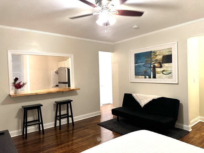 Building Photo - 1700 Kennedy Blvd Unit 11