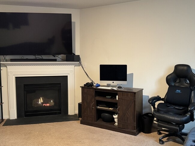 Photo - 3955 Damask Drive