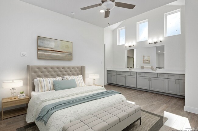 Photo - 155 N Rip Ford Rd