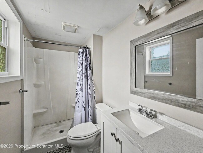 Photo - 176 Cherry St