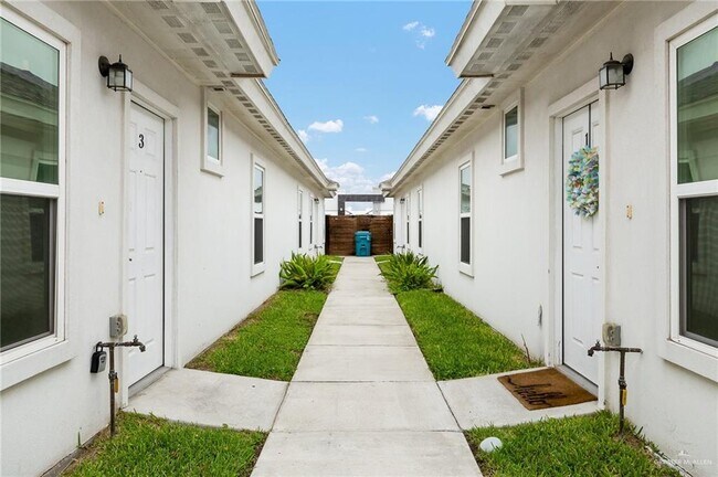 Photo - 24 West Dr Unidad 4