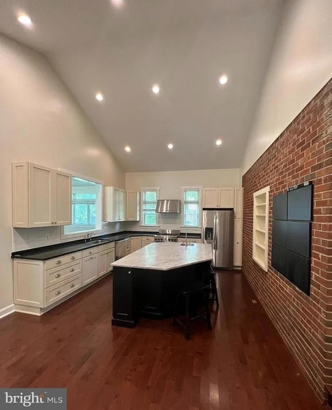 Photo - 10512 Norman Ave