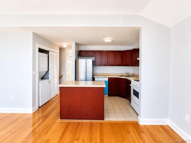 Photo - 113 Lighthouse Ct
