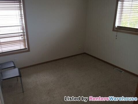 Photo - 3 Bed/2.5 Bath SF in Shakopee