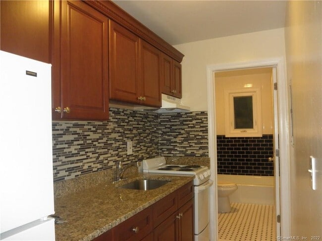 Photo - 76 Palisade Ave