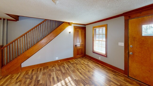 Photo - 313 E 3rd St