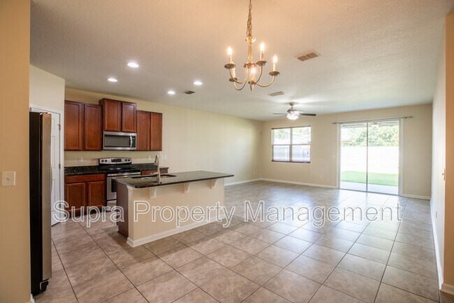 Photo - 11733 Lake Bend Cir