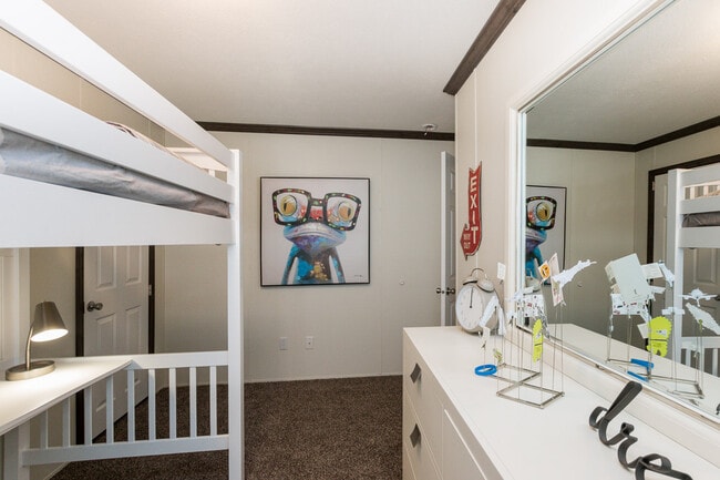 2nd Bedroom