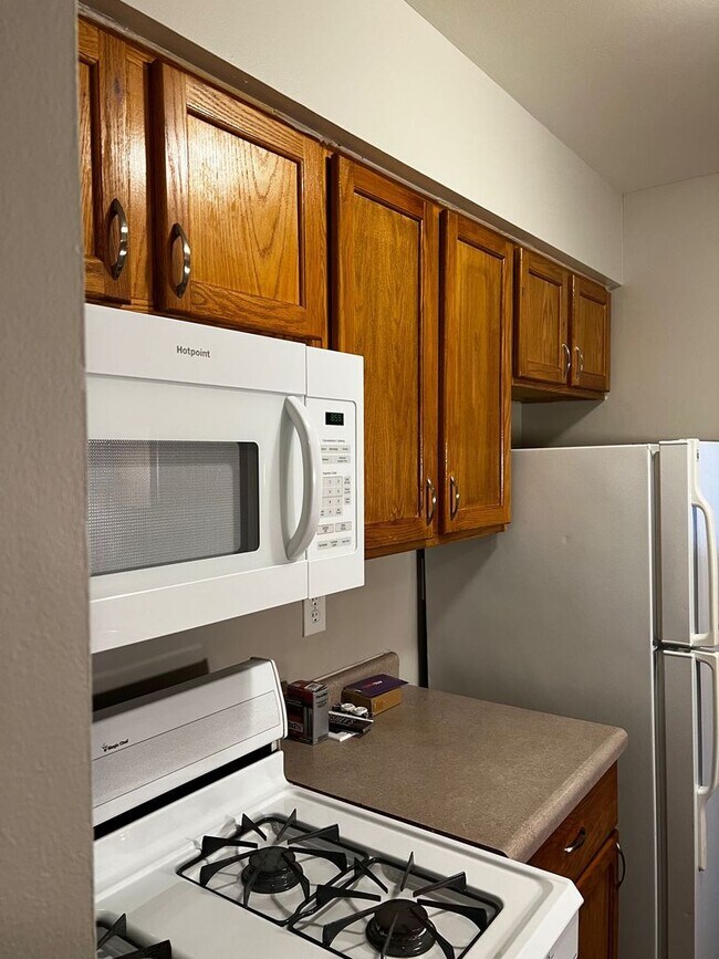 Photo - Modern 2-Bedroom Apartments in Crown Point, IN – Pet Friendly! Unit 915-202