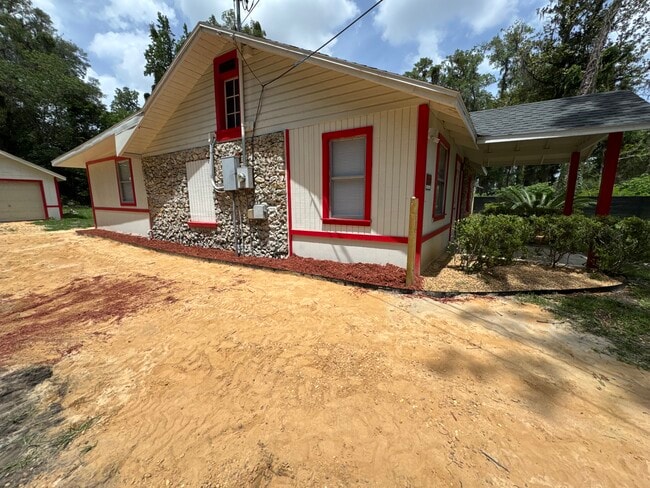 Photo - 721 NW 22nd St