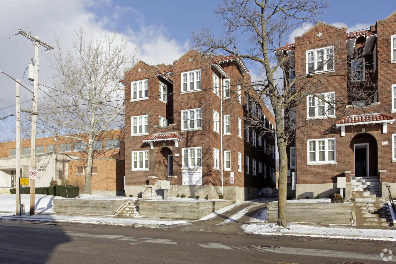 Photo - 730-736 Madison Ave SE