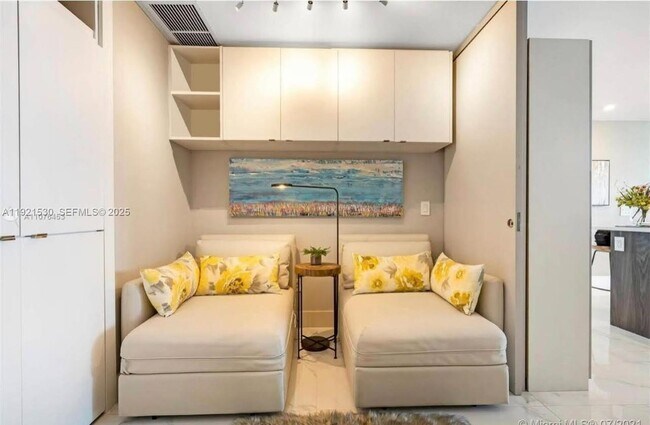 Photo - 3131 NE 7th Ave Unit 2102