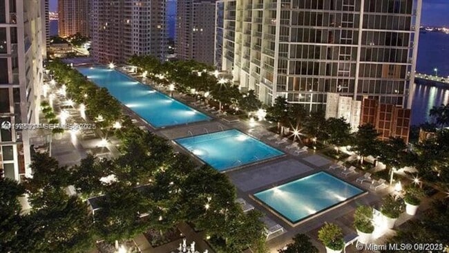 Building Photo - 495 Brickell Ave Unit 495 Brickell Ave  3304