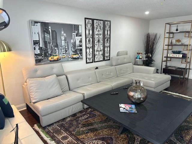 Photo - 917 NE 16th Ave Unidad 13