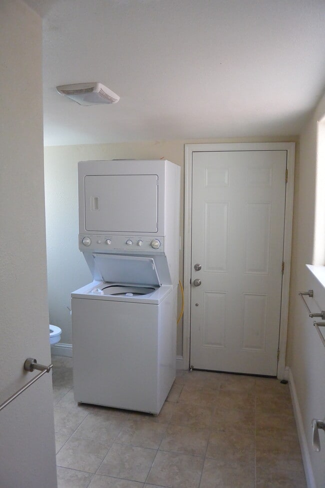 Washer/Dryer In Unit - 151 North 5th Street