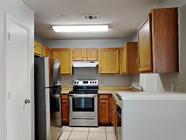 Photo - Captivating Single Family Home | 3 BR/2BA | 1-Car Covered Parking | Gated backyard