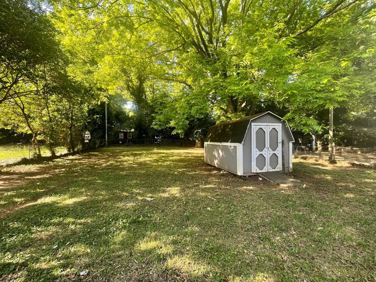 Photo - Adorable 3-bedroom, 2-bath home in Druid Hills