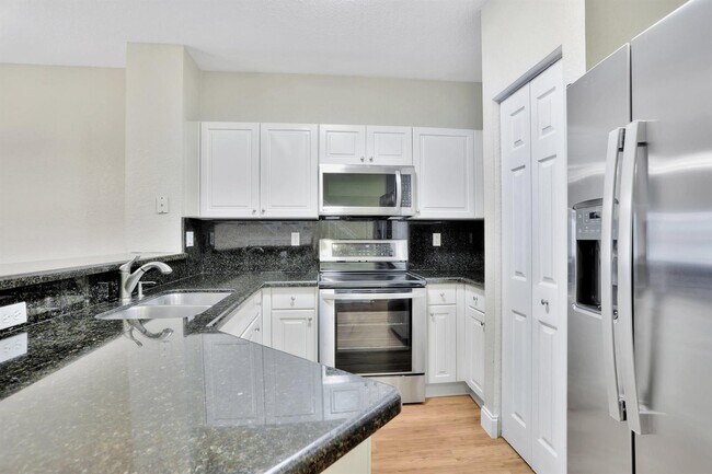 Photo - 6527 Catalina Ln