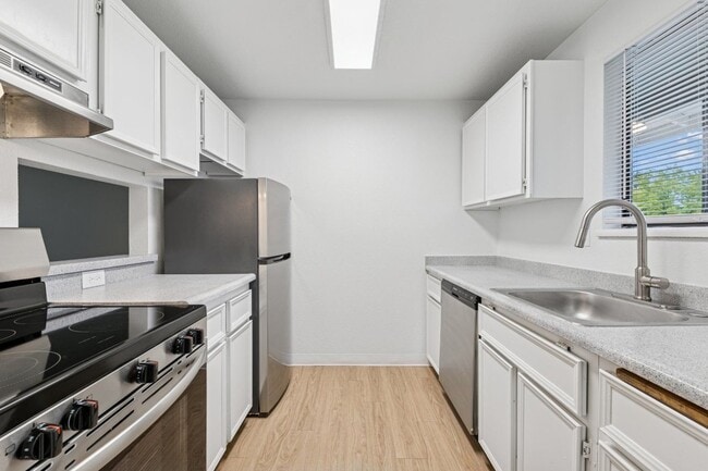 Photo - Shannon South